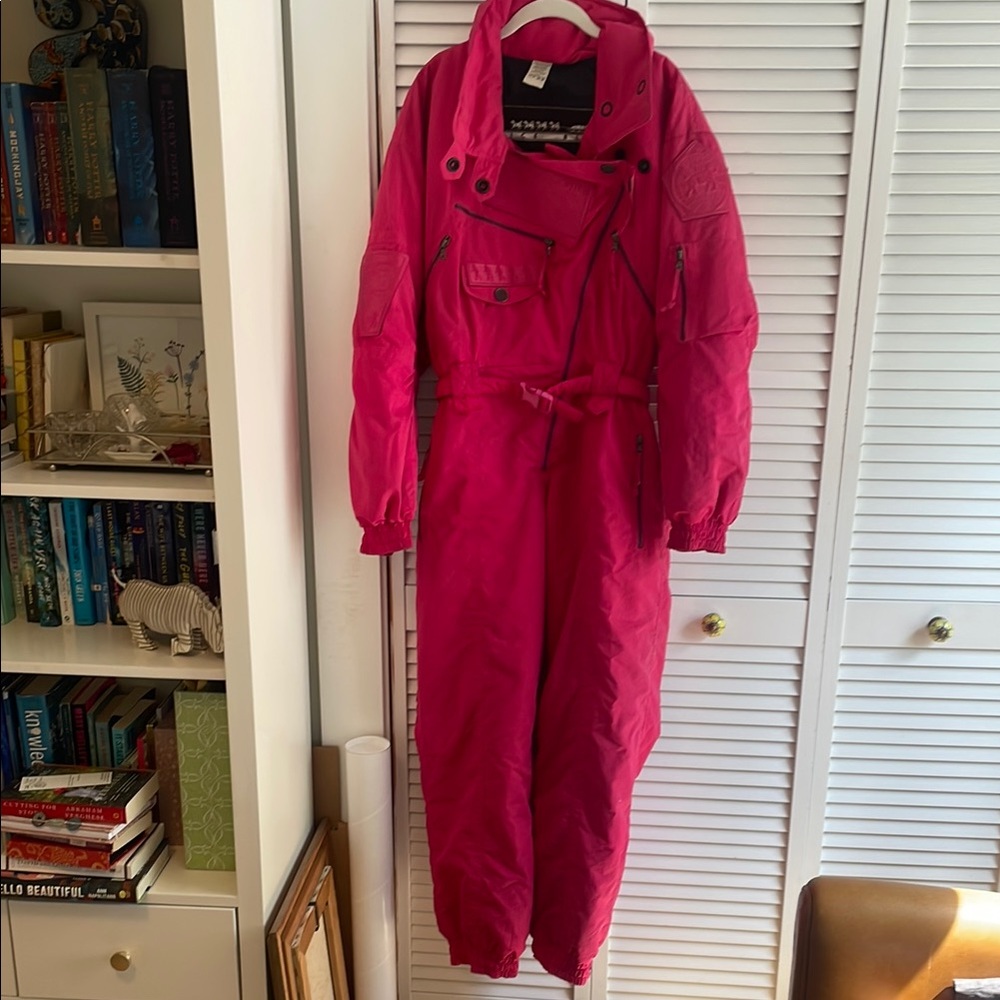 Ice Blue women’s ski one piece suit, size 38 French, Bright hot Pink, fuschia